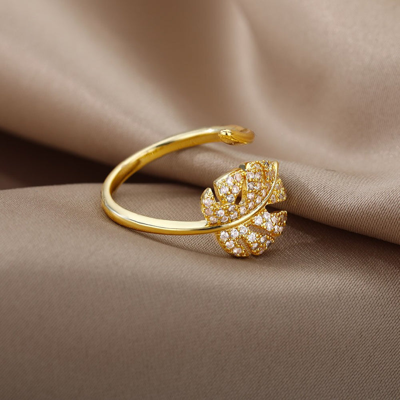 Palm Leaf Ring